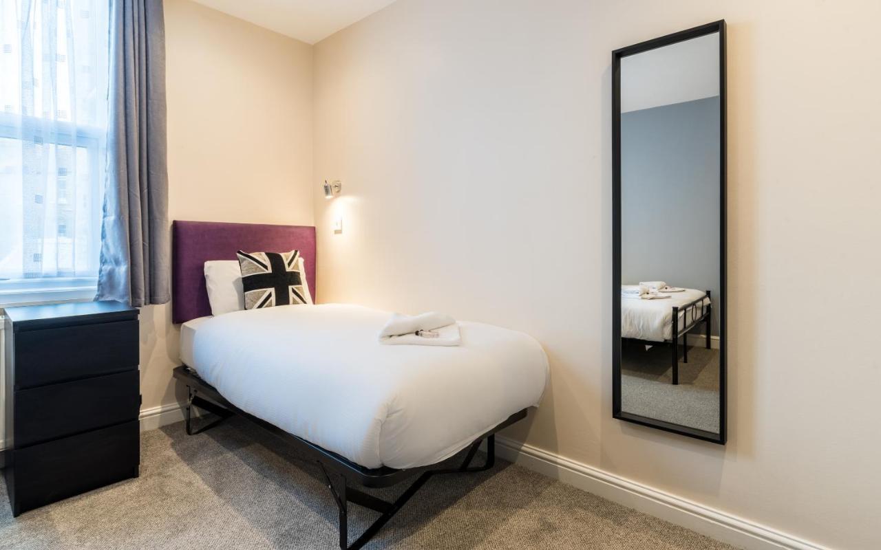 Single Room,749944814:JPEG
